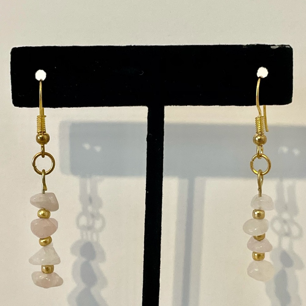 2/22/23*** - 3 for $15 Pink rose quartz chip earrings